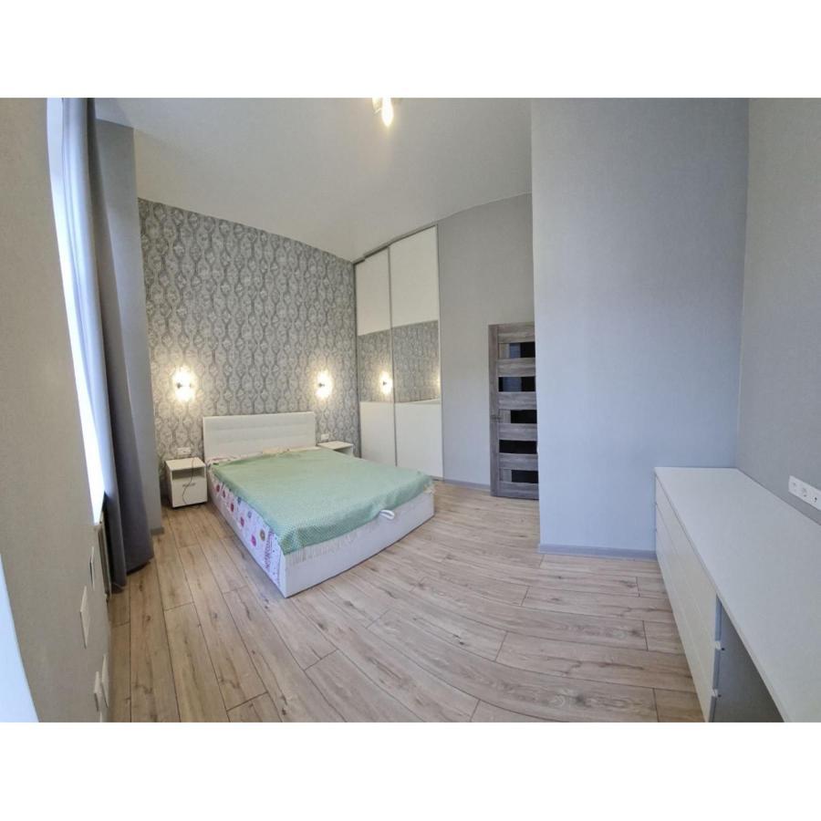 Sumska Street,73-82А Apartment Kharkov Ngoại thất bức ảnh