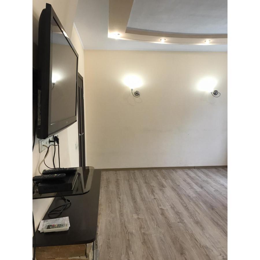 Sumska Street,73-82А Apartment Kharkov Ngoại thất bức ảnh
